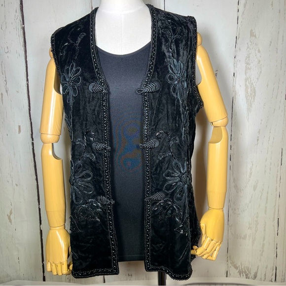 Vintage Rosoft Crushed Black Velvet Embroidered Floral Beaded Vest Size Medium - Picture 2 of 16